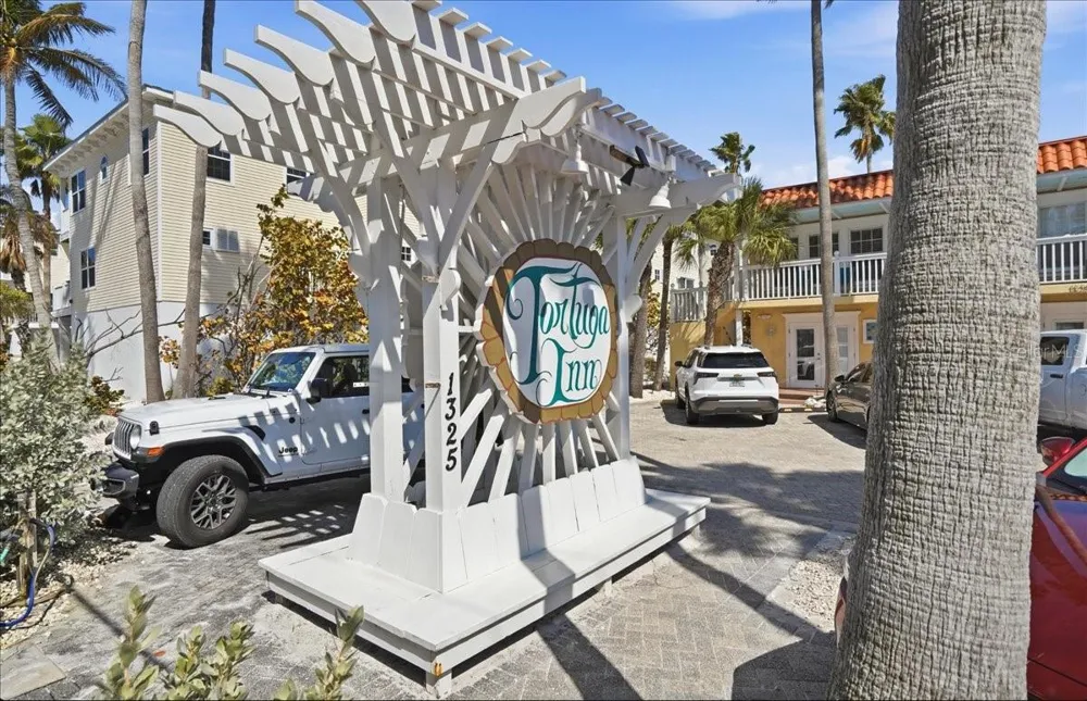1325 GULF DRIVE #125 Bradenton Beach, FL 34217
