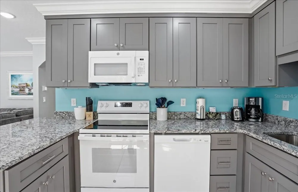 1325 GULF DRIVE #125 Bradenton Beach, FL 34217
