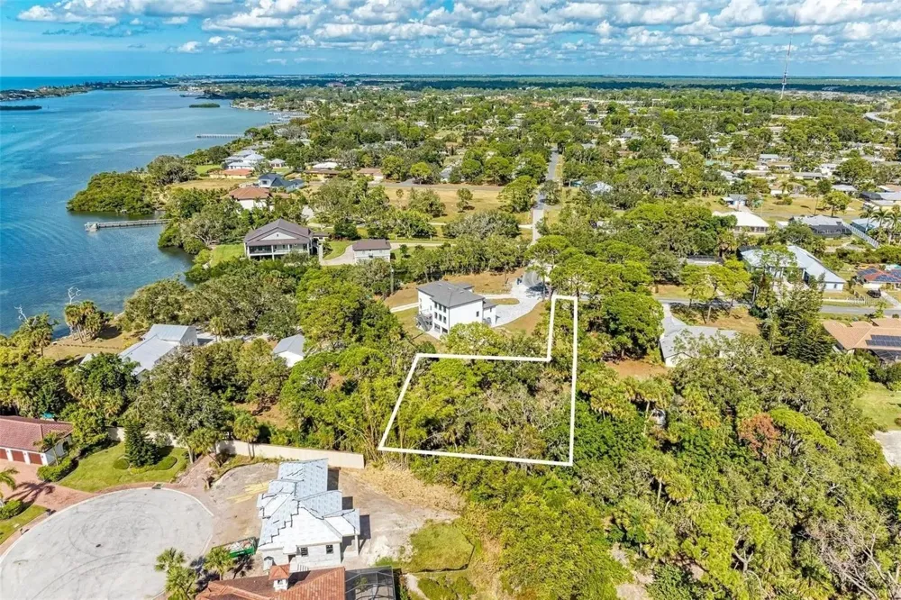 0 ROBERTS RD. ROAD Nokomis, FL 34275