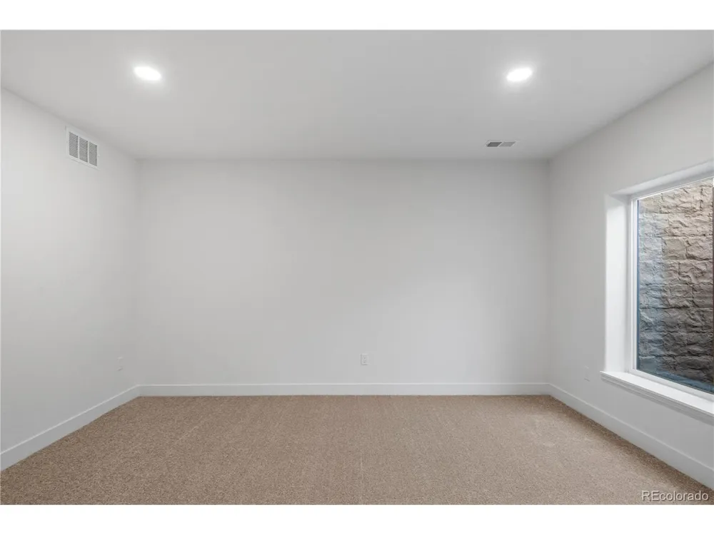 1099 S Deuel Street Fort Morgan, CO 80701