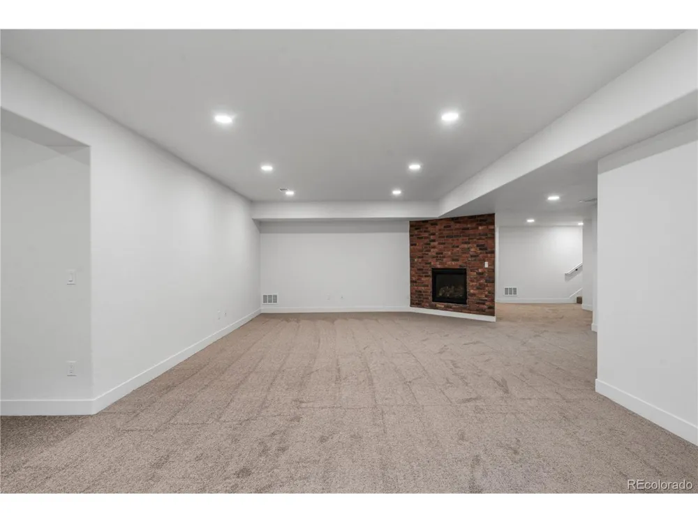1099 S Deuel Street Fort Morgan, CO 80701