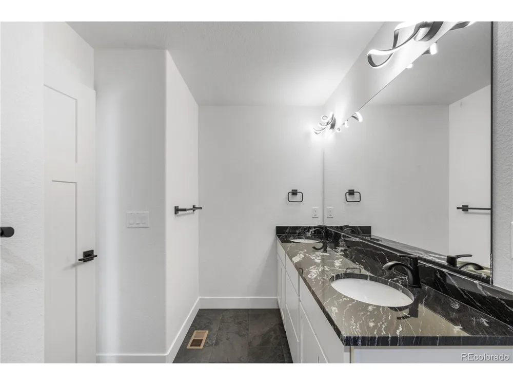 1099 S Deuel Street Fort Morgan, CO 80701