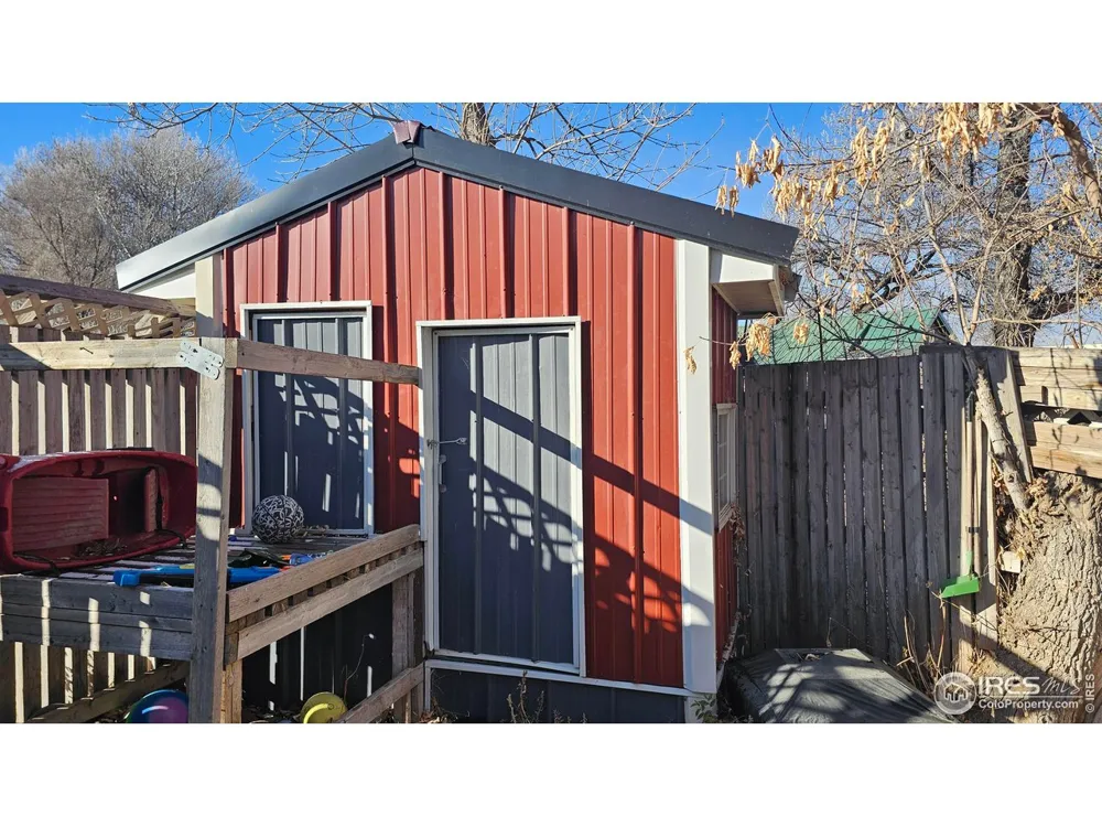 804 Warren Street Weldona, CO 80653