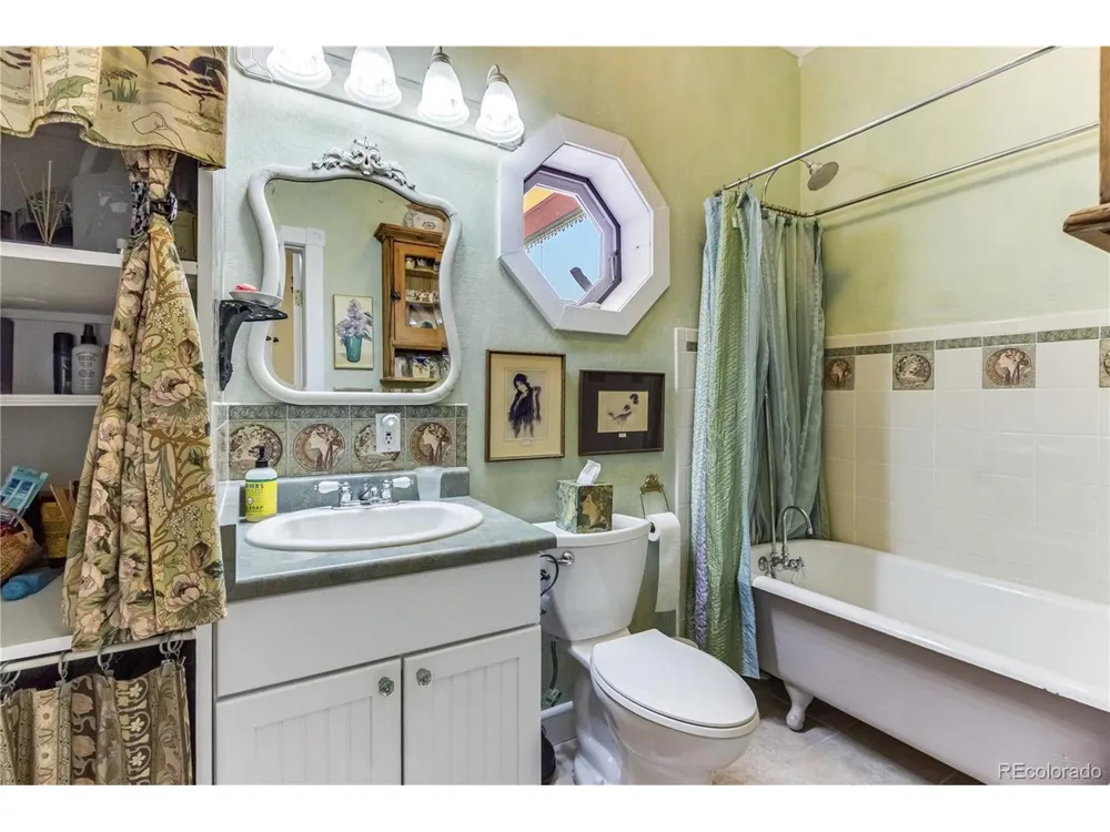134 E Virginia Street La Veta, CO 81055