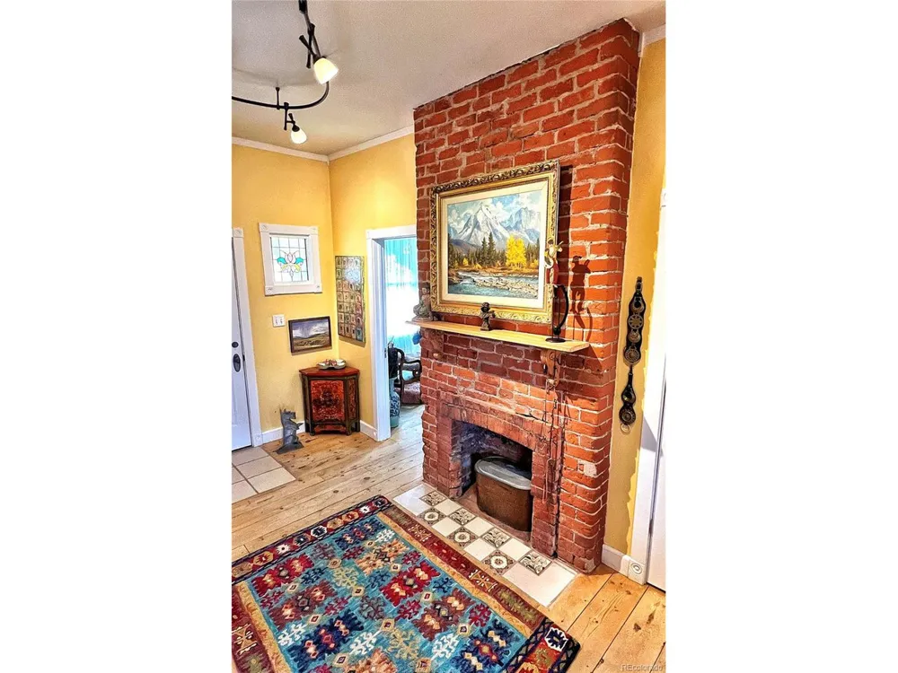 134 E Virginia Street La Veta, CO 81055