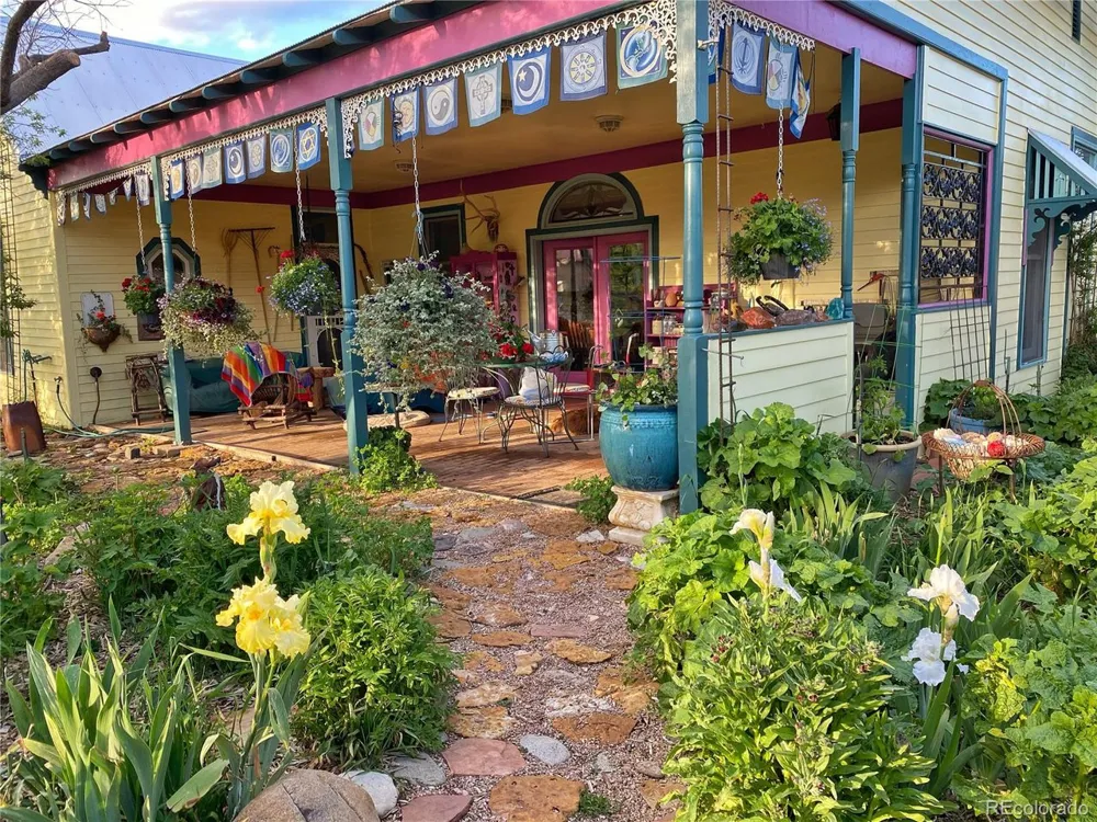 134 E Virginia Street La Veta, CO 81055