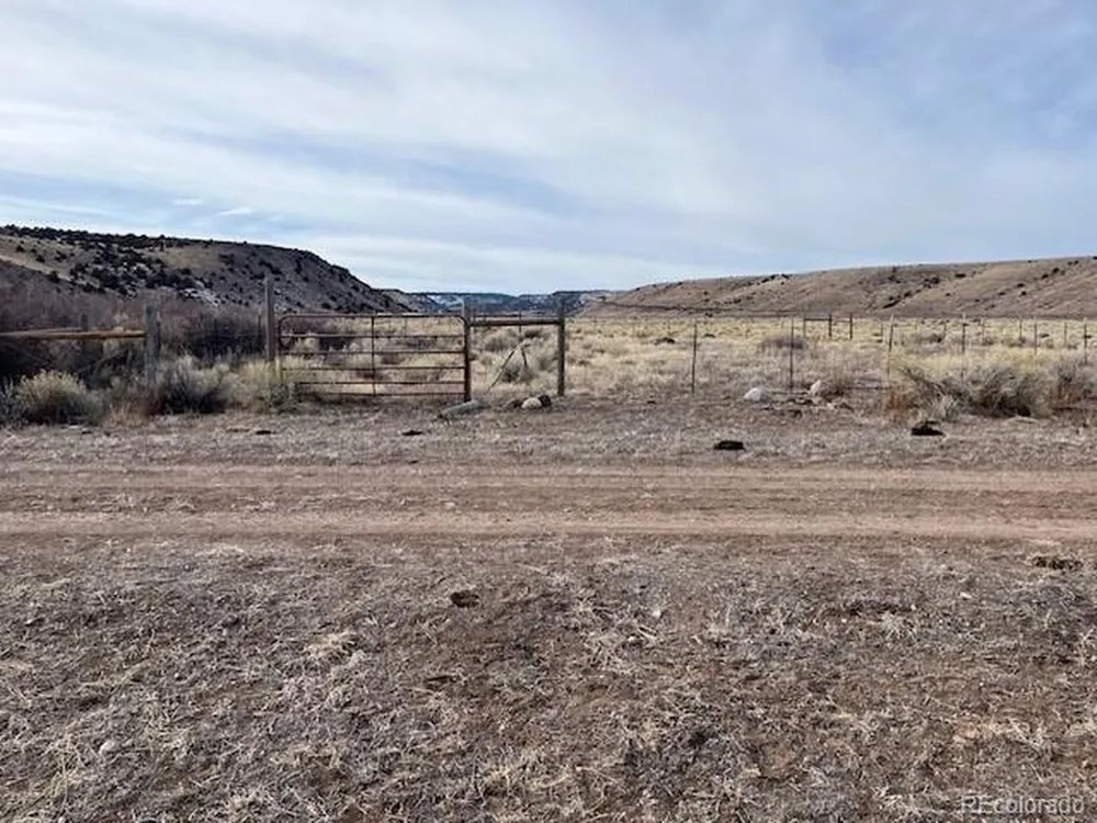 23 Canyon Road Capulin, CO 81124