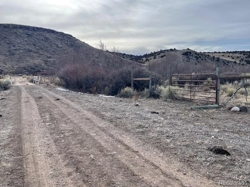 23 Canyon Road Capulin, CO 81124