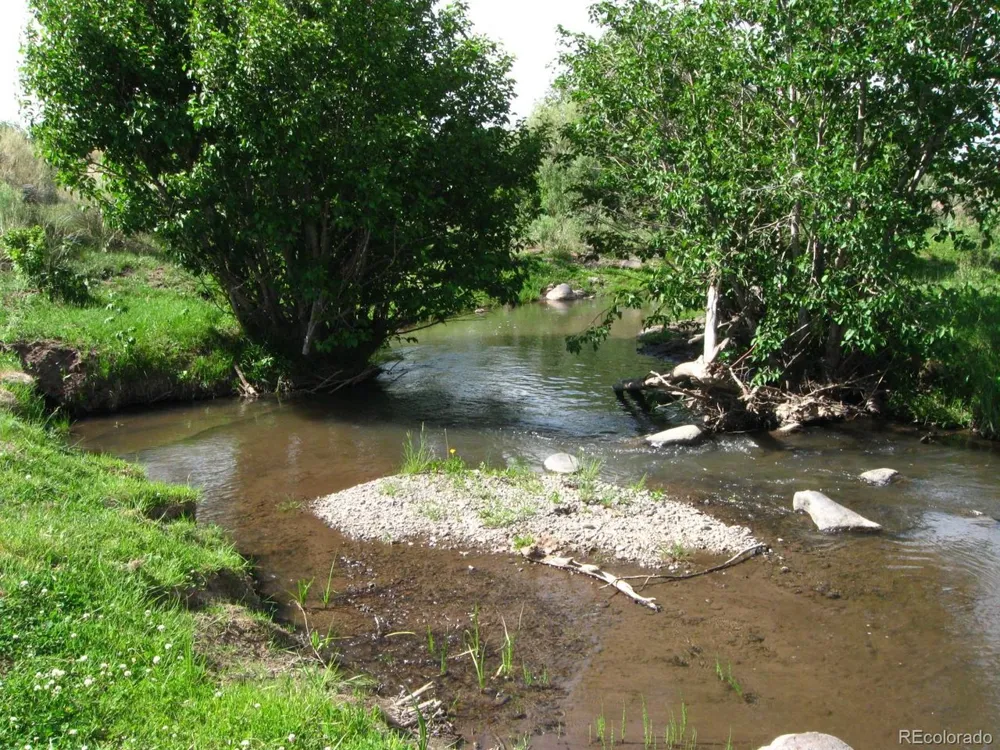 23 Canyon Road Capulin, CO 81124