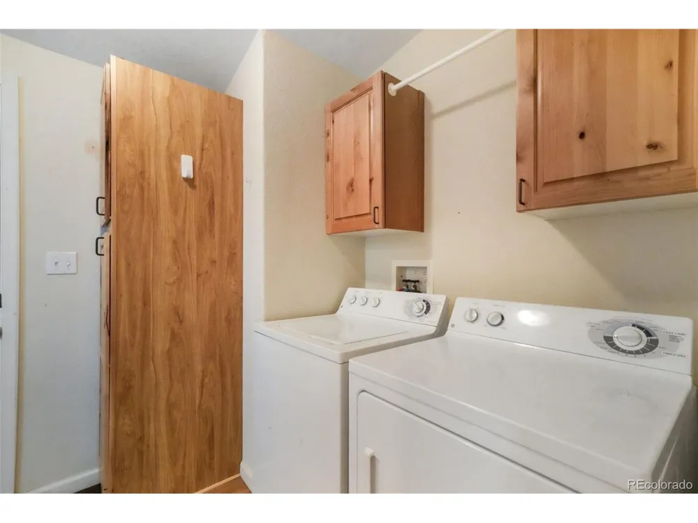 838 County Road 260 Westcliffe, CO 81252