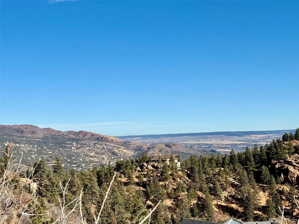 5198 Crystal Park Road Manitou Springs, CO 80829