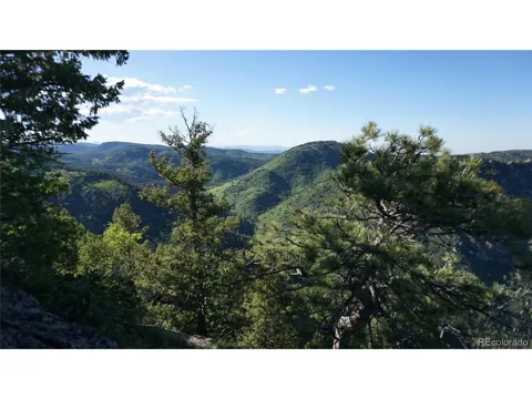 13864 Trail Circle
