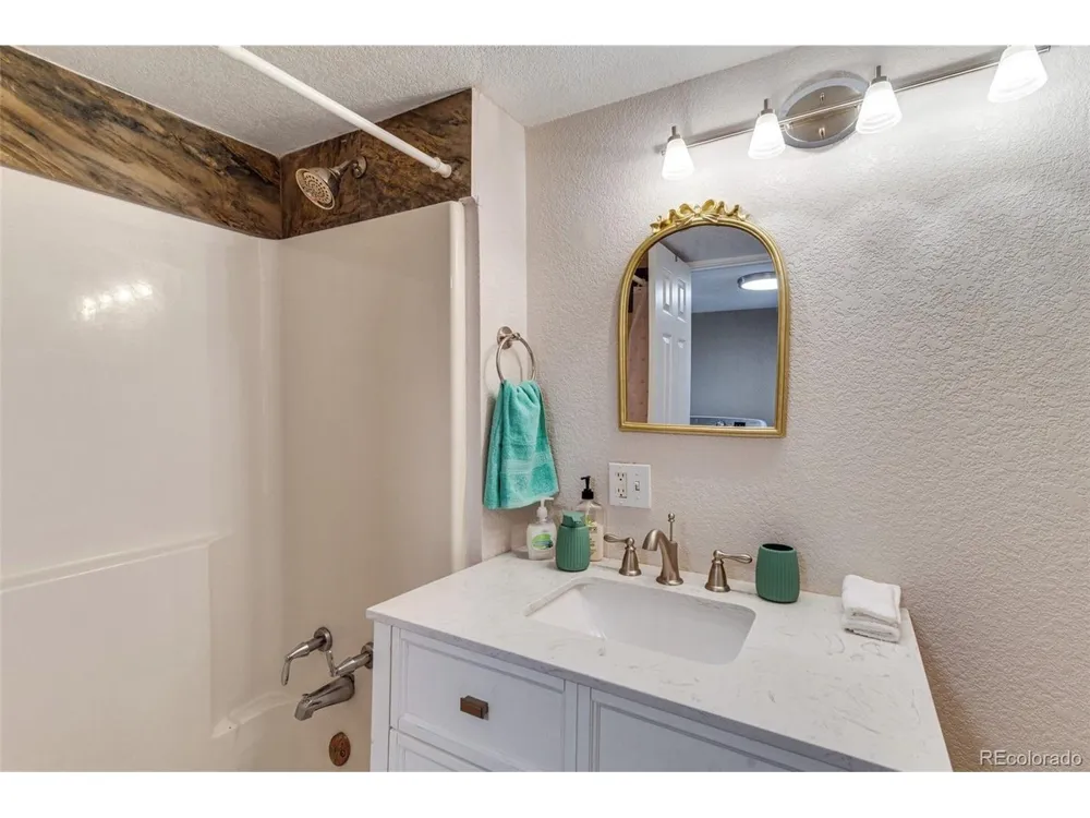 1780 14th Street Penrose, CO 81240
