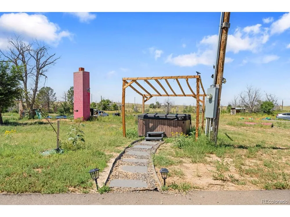 8450 Edison Road Yoder, CO 80864