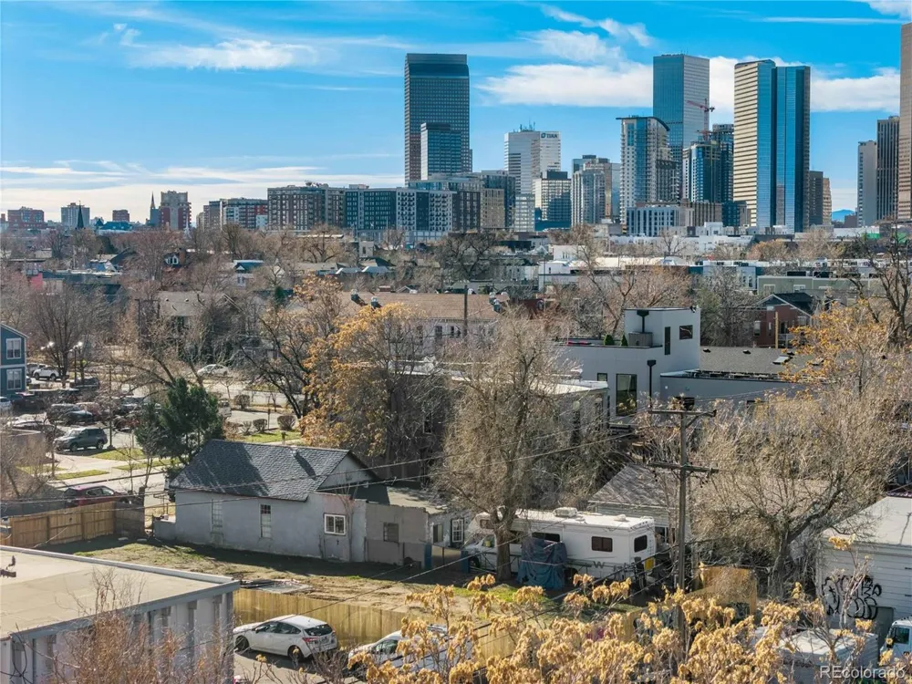 2837 Lawrence Street Denver, CO 80205