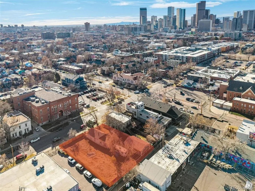 2837 Lawrence Street Denver, CO 80205