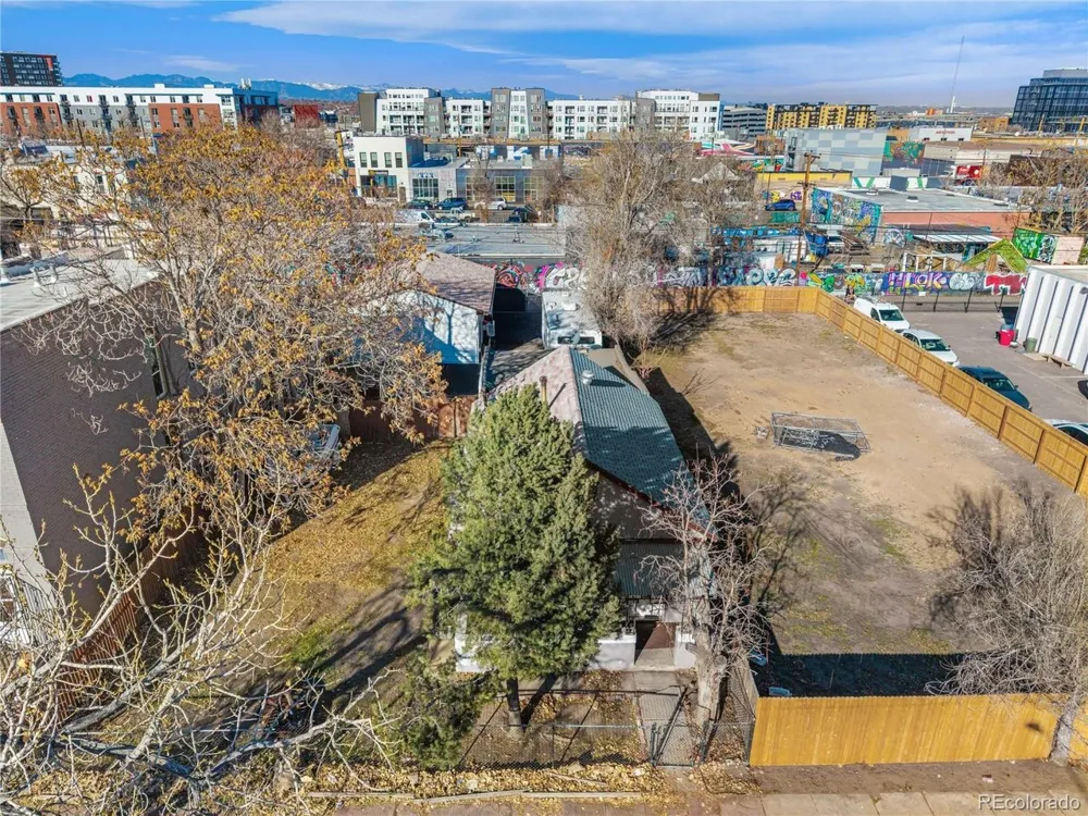 2837 Lawrence Street Denver, CO 80205