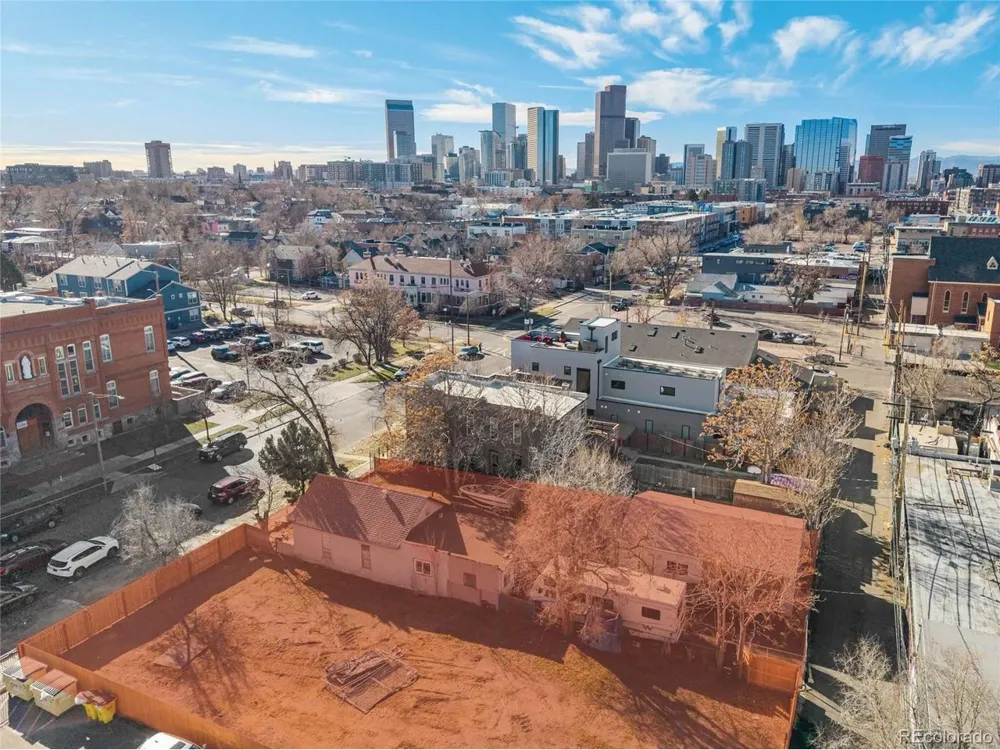 2837 Lawrence Street Denver, CO 80205