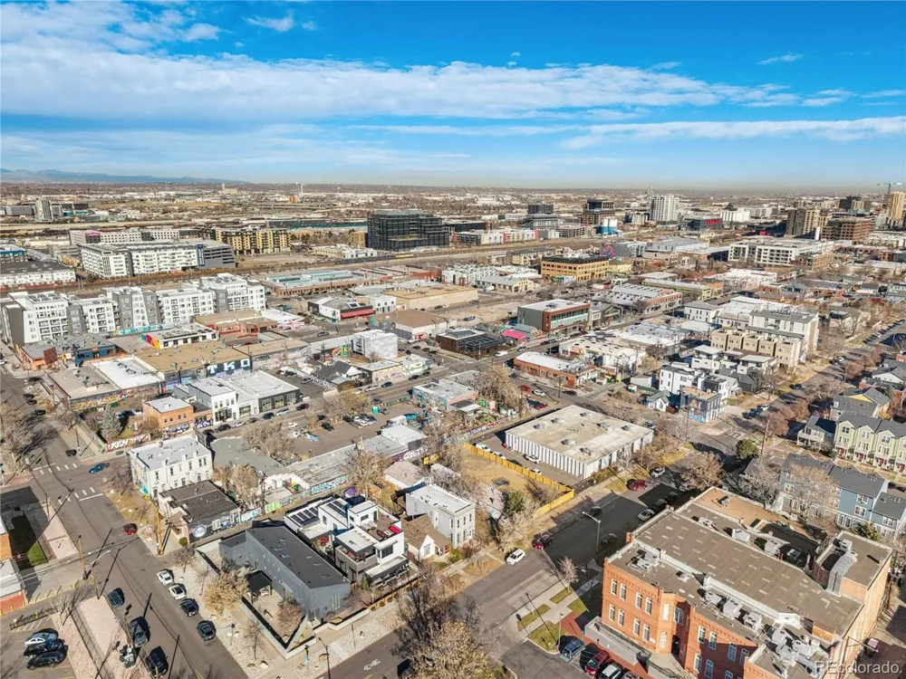 2837 Lawrence Street Denver, CO 80205