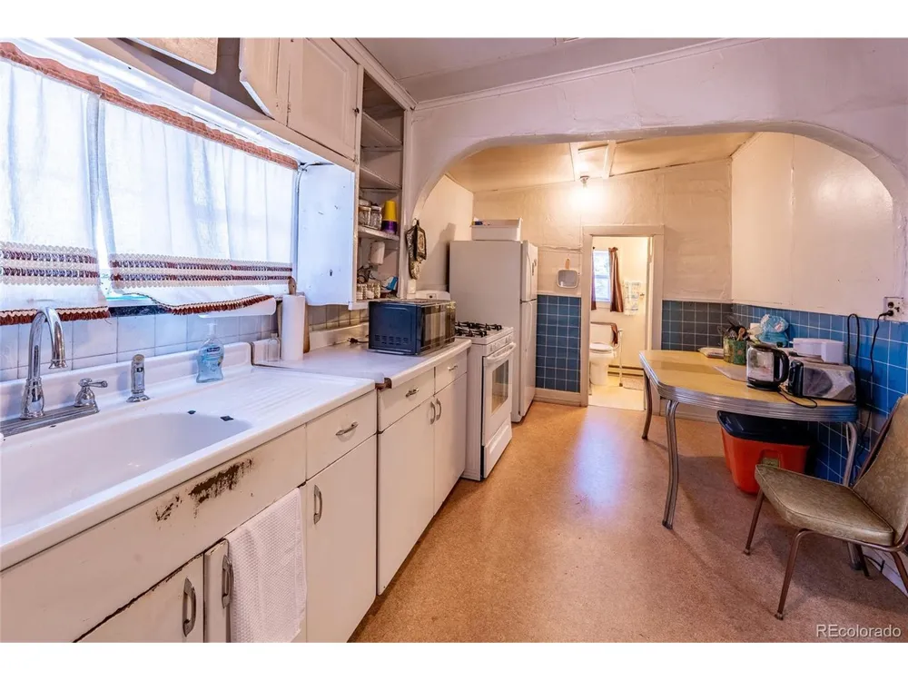 1005 E 4th Street Trinidad, CO 81082