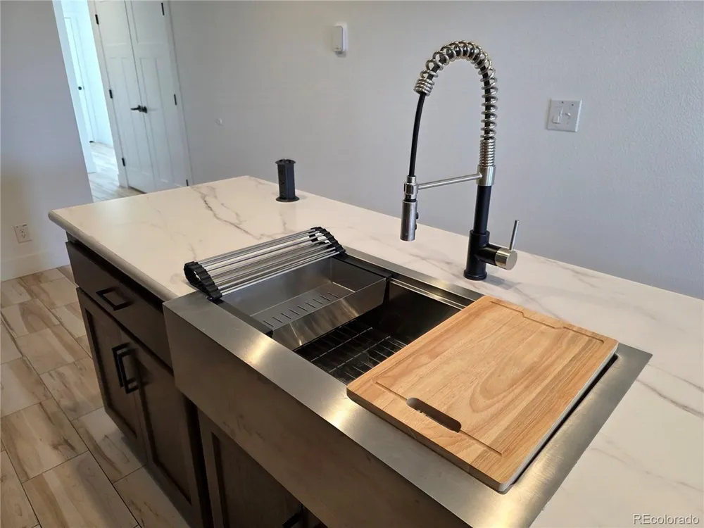4 Deklen Williamsburg, CO 81226