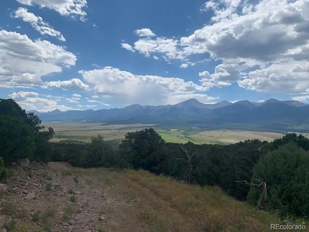 188 Looters Lane Westcliffe, CO 81252
