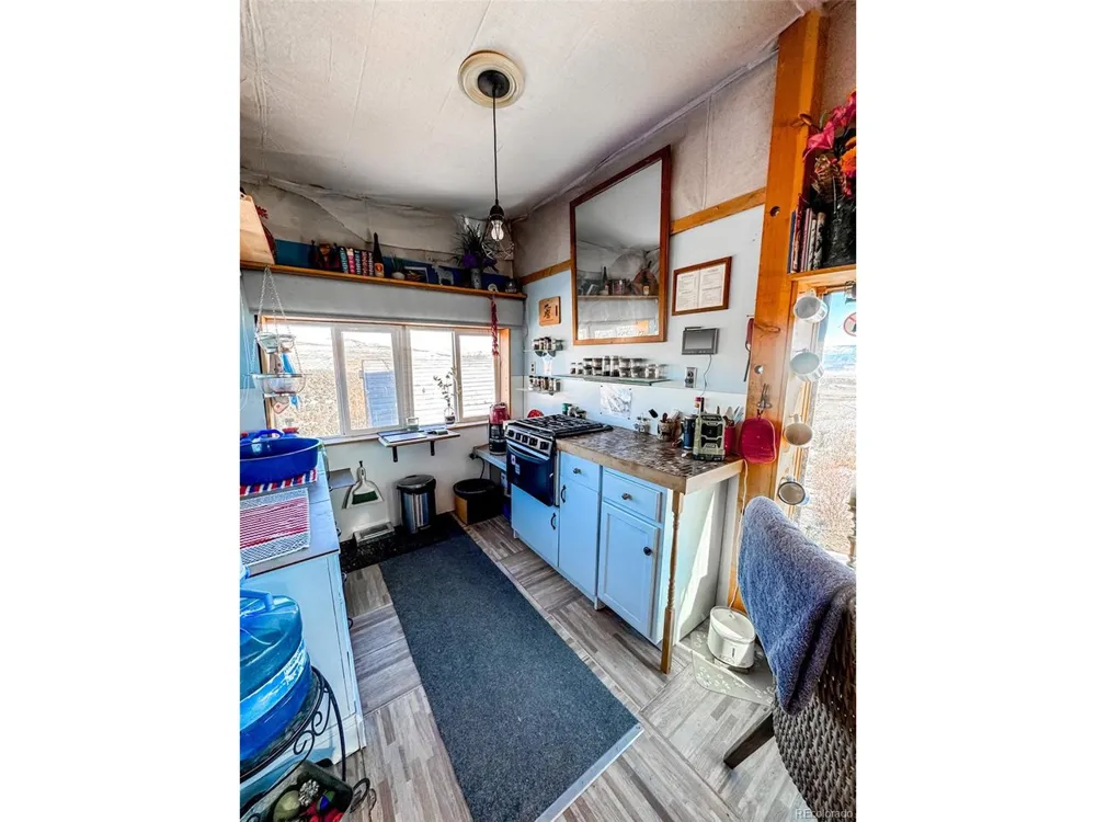 1725 35 1/10 ROAD De Beque, CO 81630