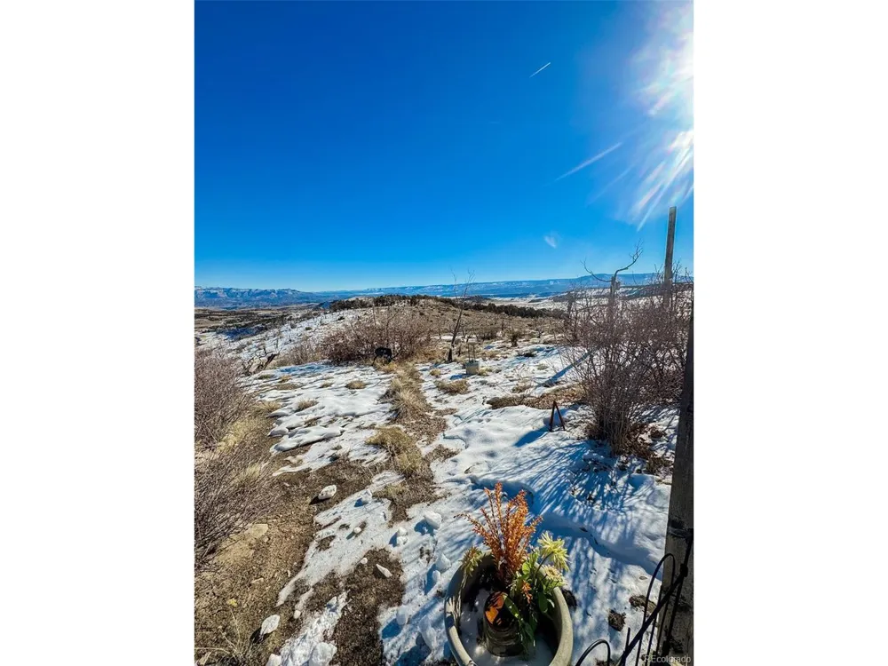 1725 35 1/10 ROAD De Beque, CO 81630