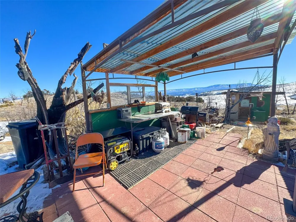 1725 35 1/10 ROAD De Beque, CO 81630