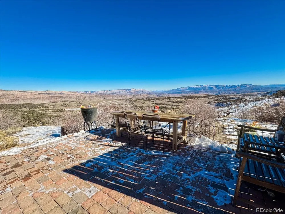 1725 35 1/10 ROAD De Beque, CO 81630