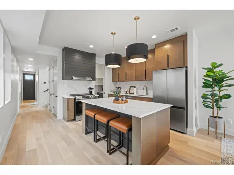116 E 13th Street