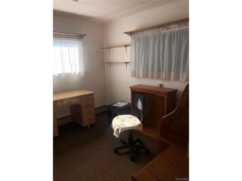 453 Mckinley Street Walden, CO 80480