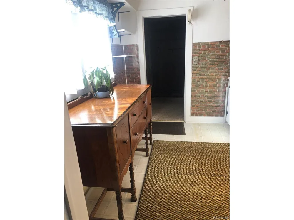 453 Mckinley Street Walden, CO 80480