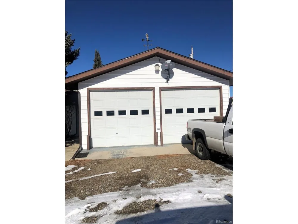 453 Mckinley Street Walden, CO 80480