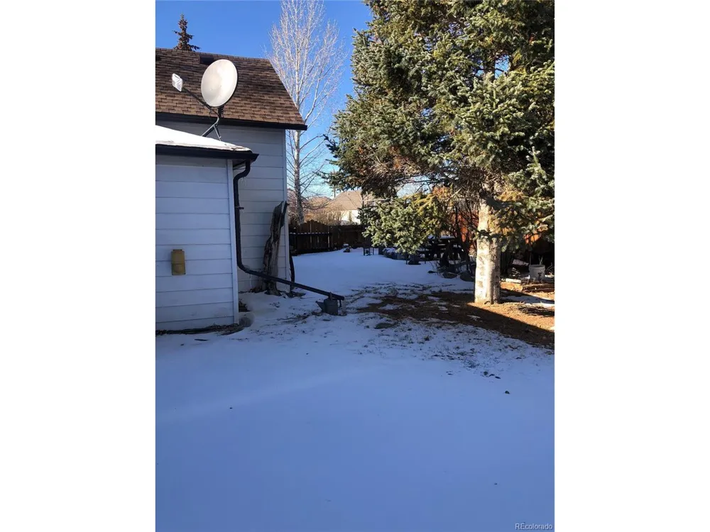 453 Mckinley Street Walden, CO 80480