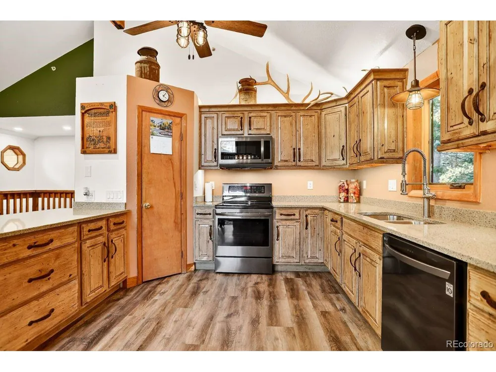 7505 County Road 43 Bailey, CO 80421