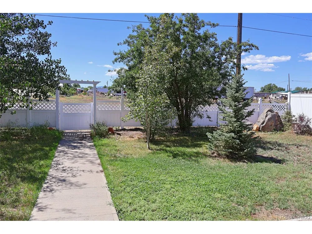 309 Main Street Romeo, CO 81148