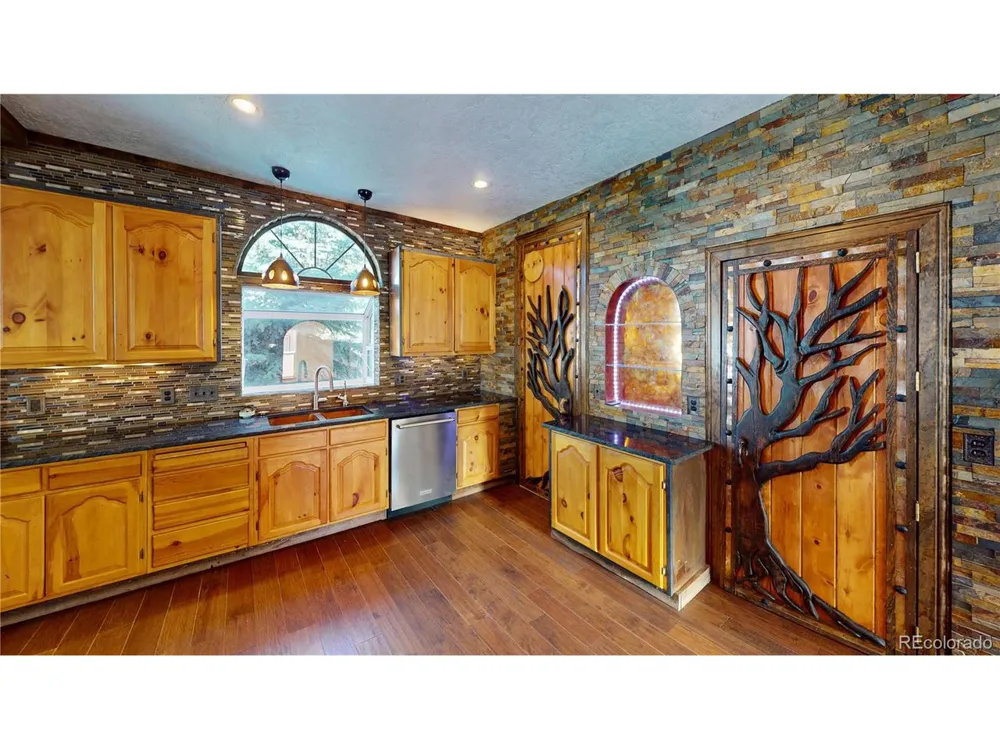 309 Main Street Romeo, CO 81148