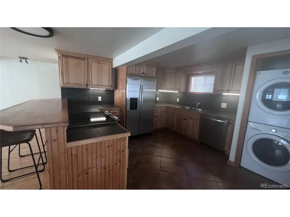 697 27 1/2 COURT Grand Junction, CO 81506