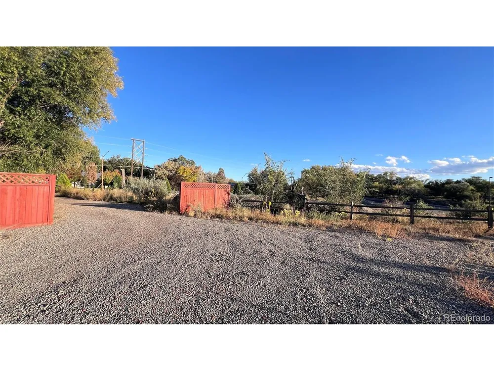 697 27 1/2 COURT Grand Junction, CO 81506