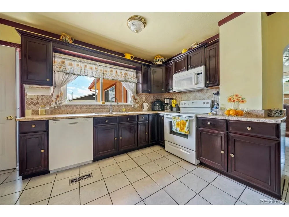 616 West Street Fort Morgan, CO 80701
