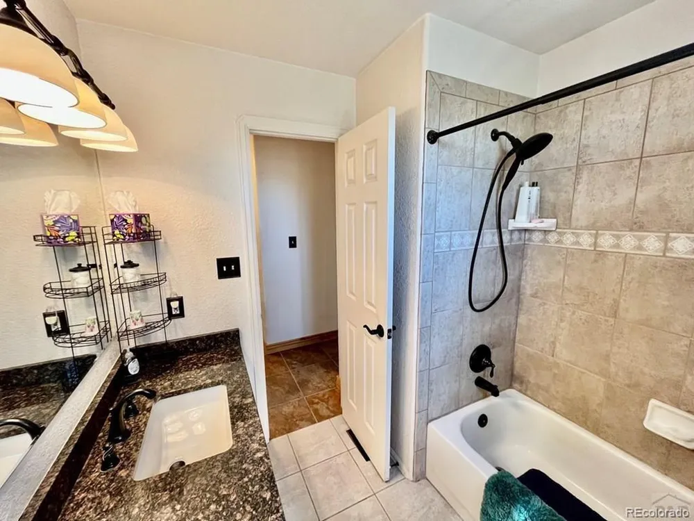6053 Muddy Creek Road Pueblo, CO 81004