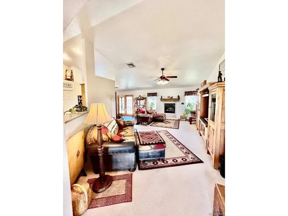 6053 Muddy Creek Road Pueblo, CO 81004