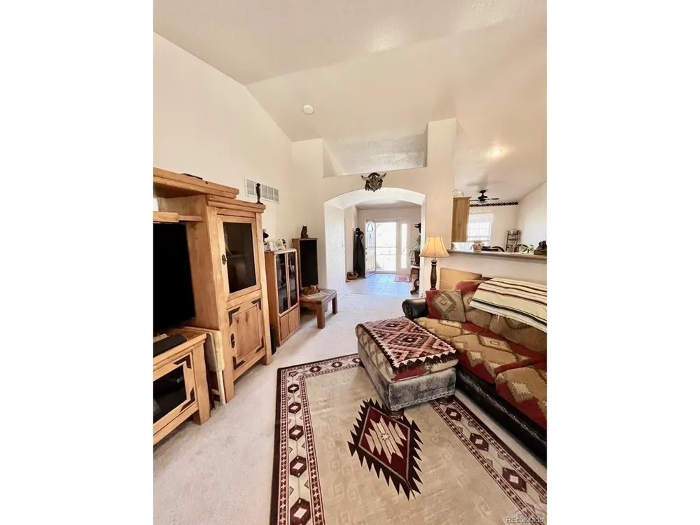 6053 Muddy Creek Road Pueblo, CO 81004