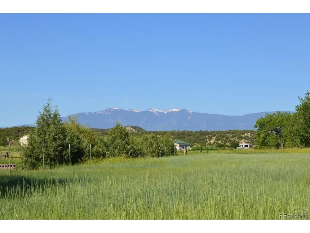 6053 Muddy Creek Road Pueblo, CO 81004
