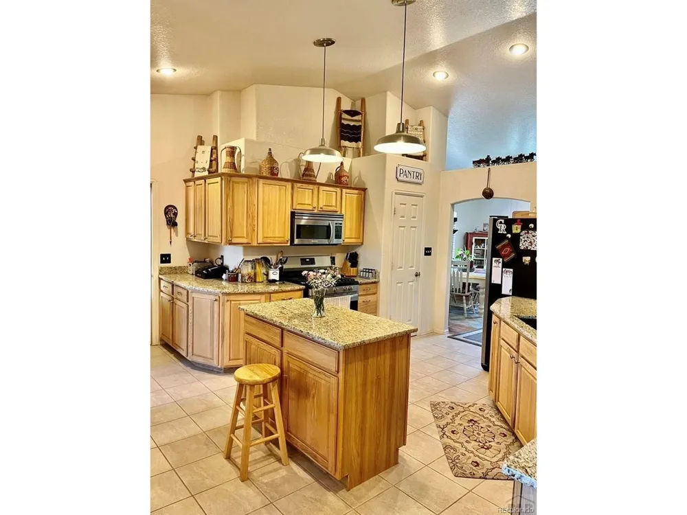 6053 Muddy Creek Road Pueblo, CO 81004