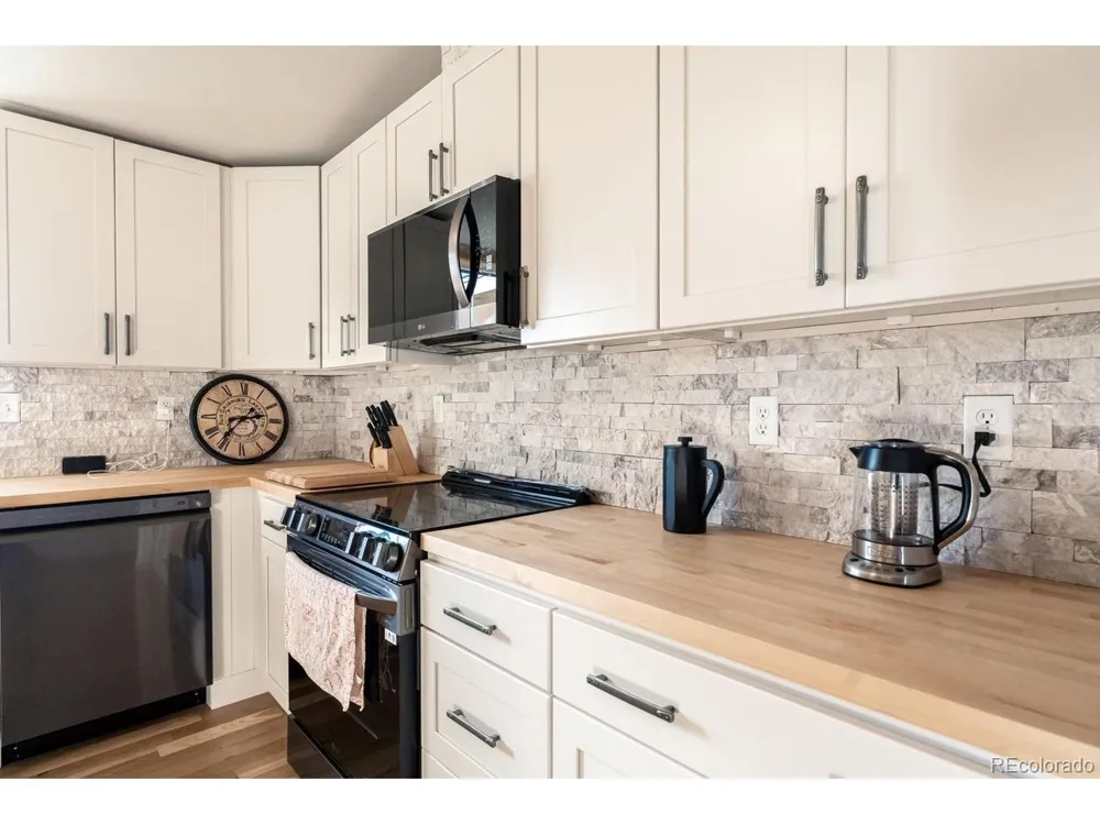 1017 County Road 521 Walsenburg, CO 81089
