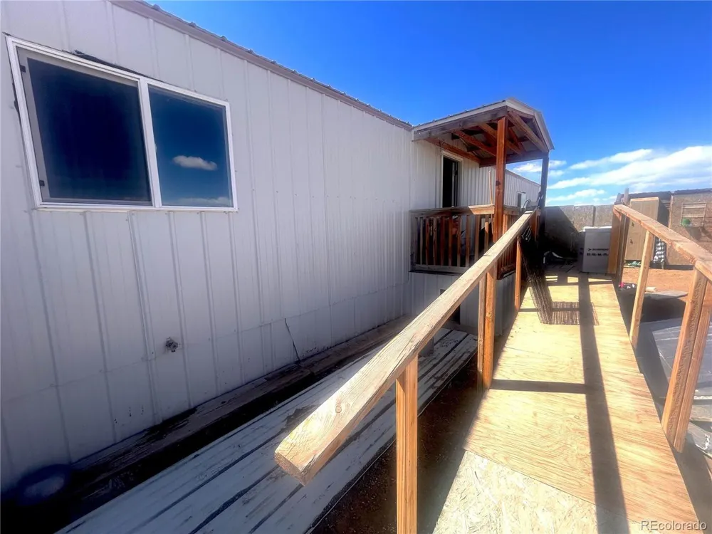 10850 County Road 45 Center, CO 81125
