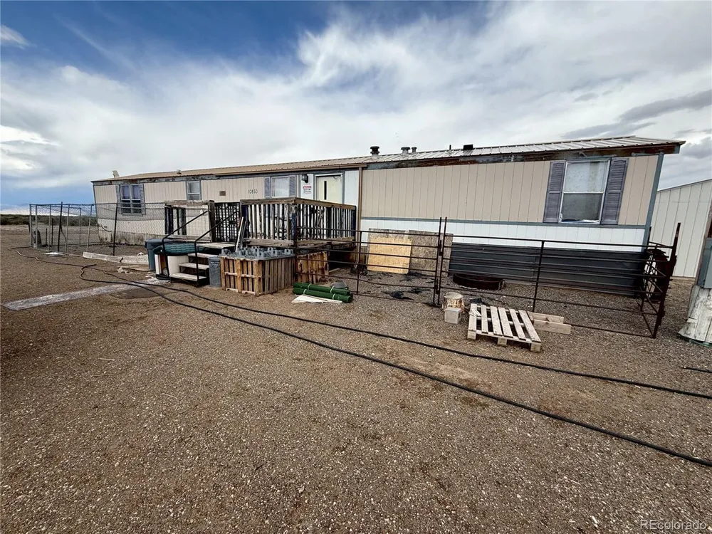 10850 County Road 45 Center, CO 81125