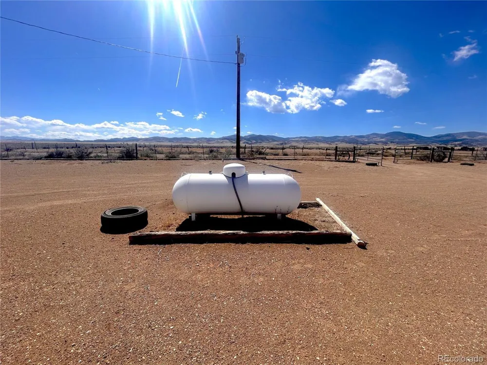 10850 County Road 45 Center, CO 81125
